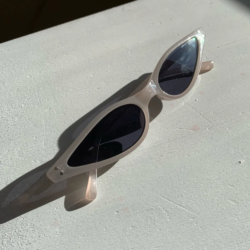Reto blue grey cat eye sunglasses - Picture 4 of 4